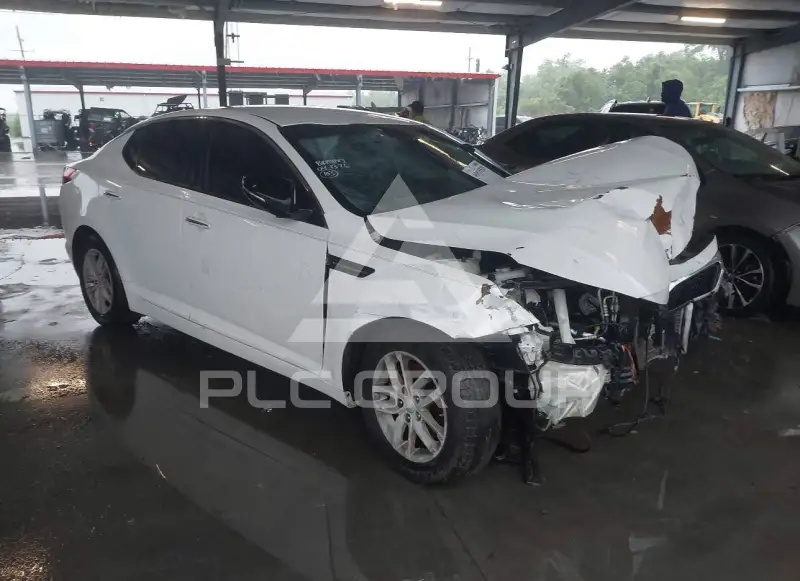 2012 KIA Optima photo