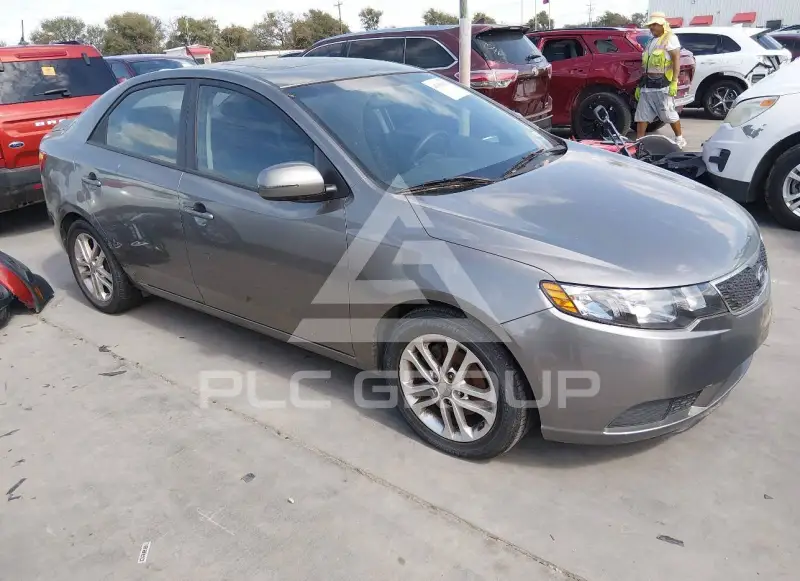 2012 KIA Forte фото