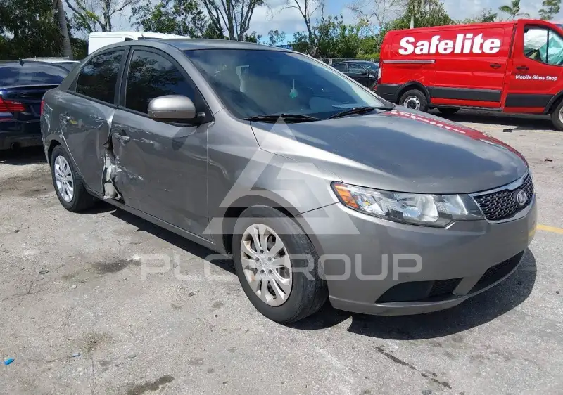 2012 KIA Forte фото