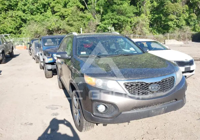 2012 KIA Sorento фото