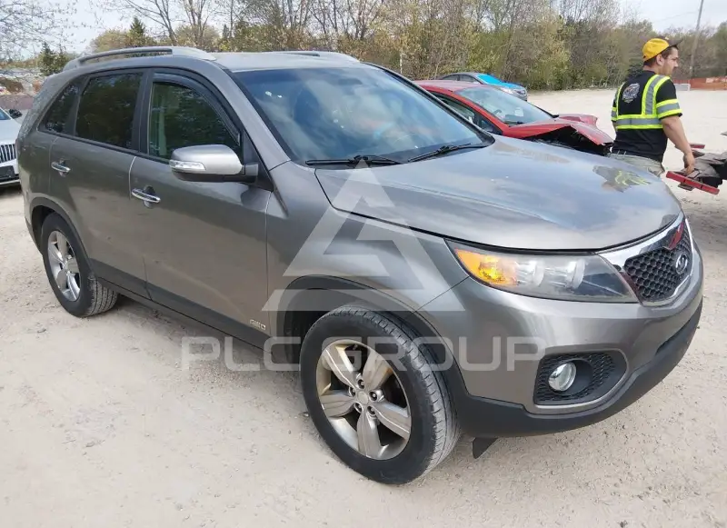 2012 KIA Sorento фото