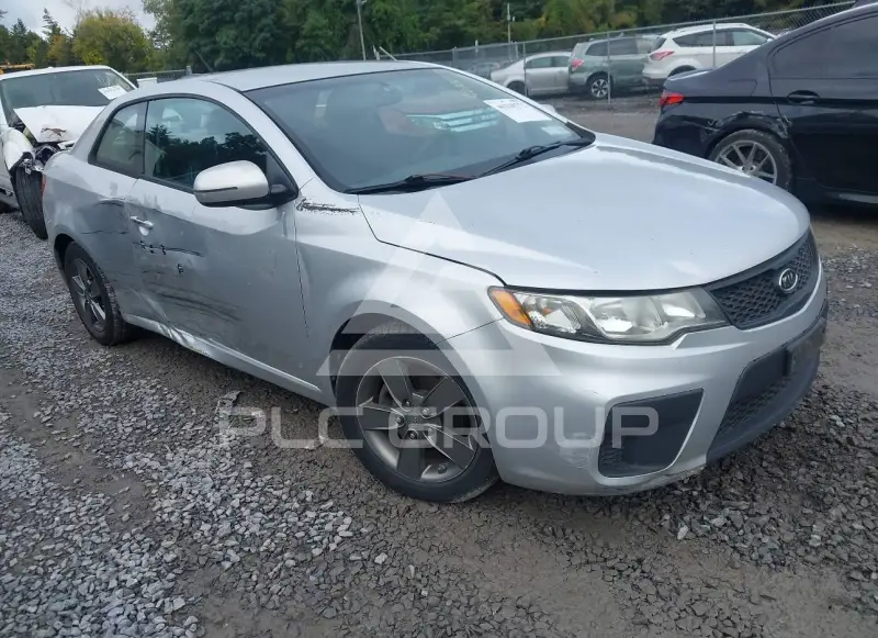 2012 KIA Forte фото