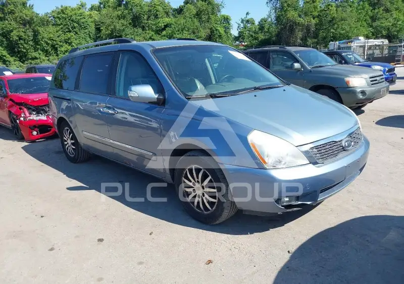 2012 KIA Sedona фото