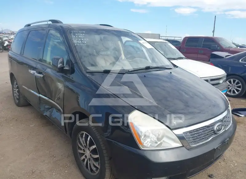 2012 KIA Sedona фото