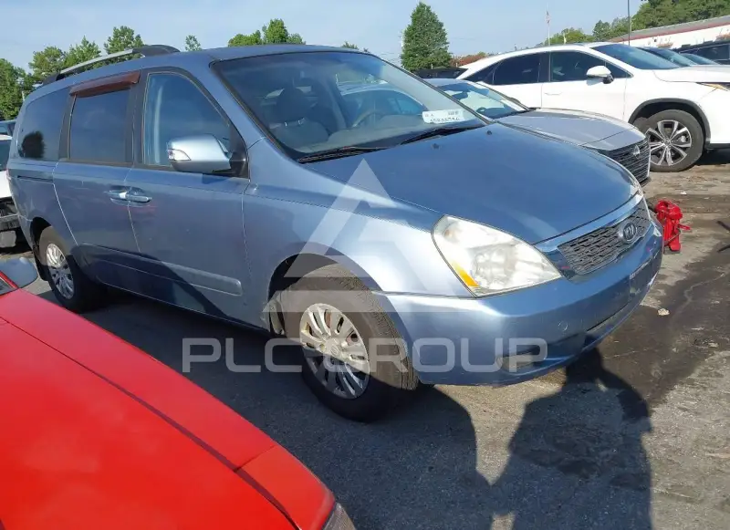 2012 KIA Sedona фото