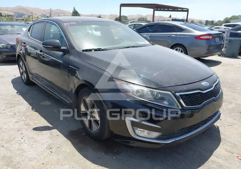 2012 KIA Optima photo