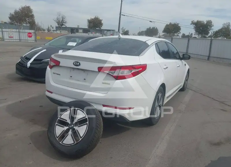 2012 KIA Optima фото