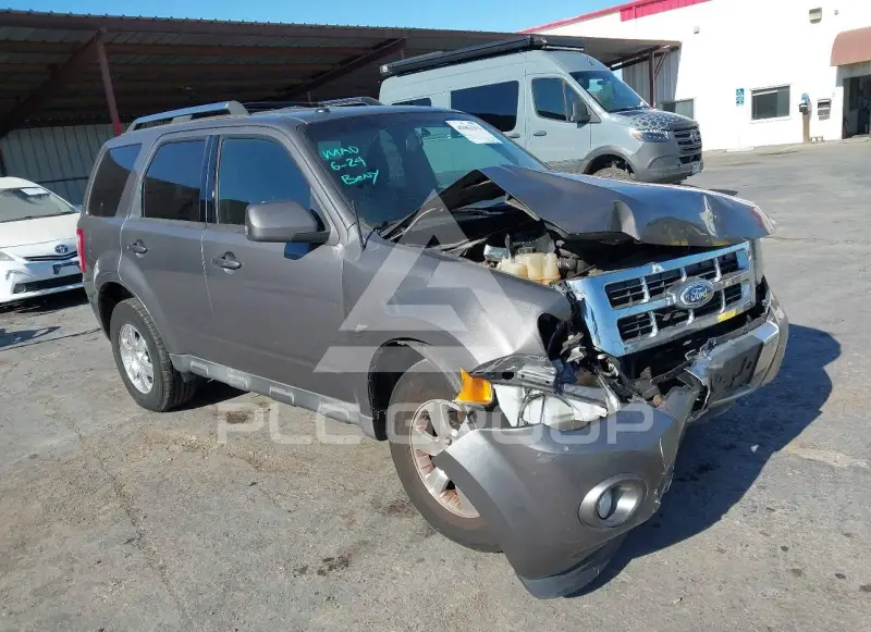 2012 Ford ESCAPE photo