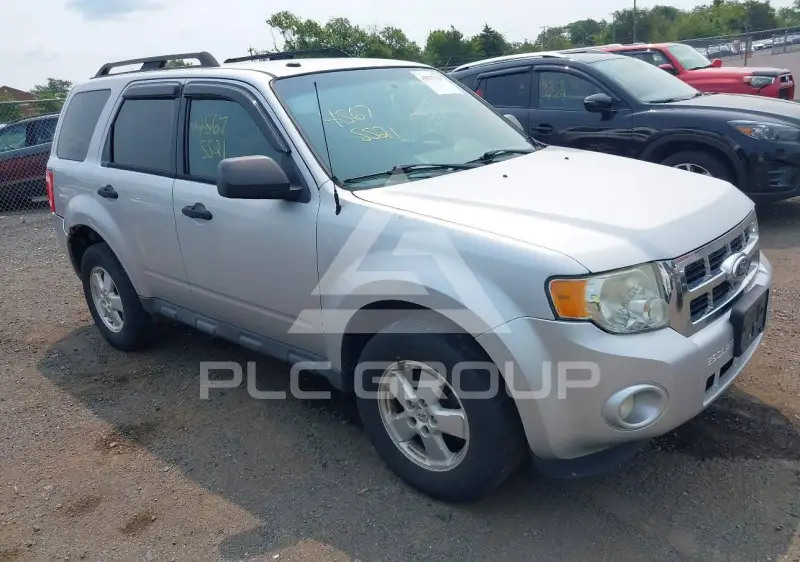 2012 Ford ESCAPE photo