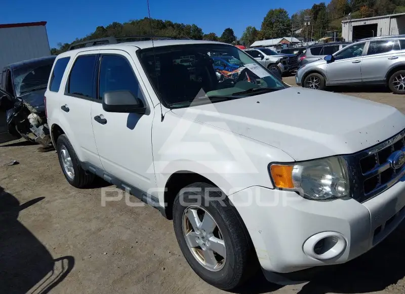 2012 Ford ESCAPE photo