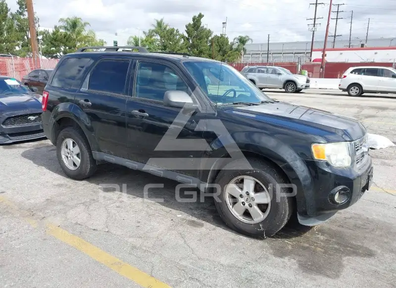 2012 Ford ESCAPE photo