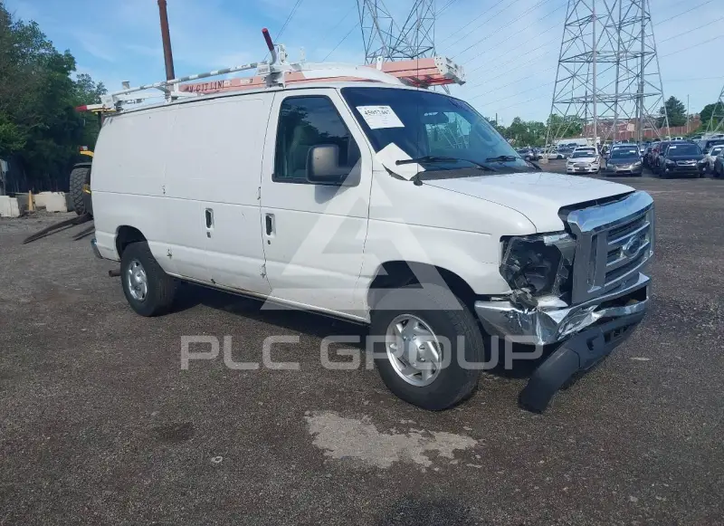 2012 Ford E-350 фото