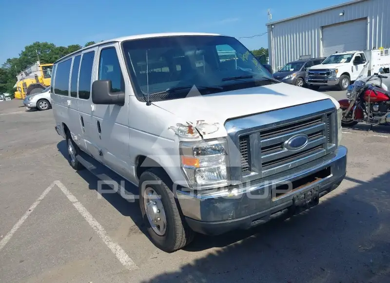 2012 Ford E-350 photo