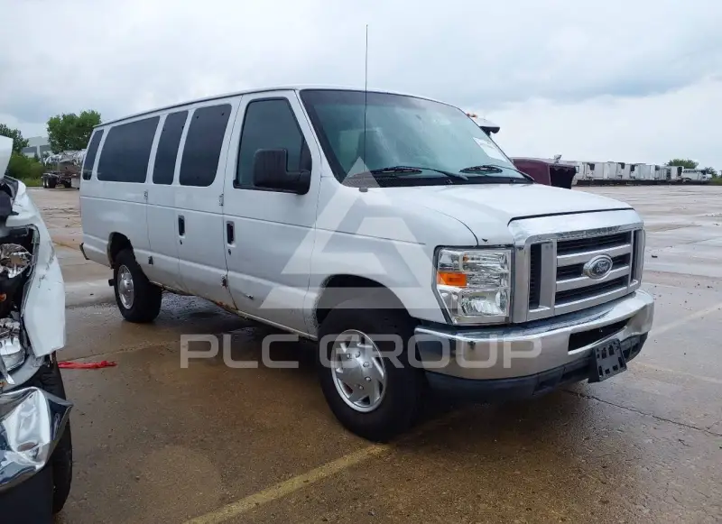 2012 Ford E-350 фото