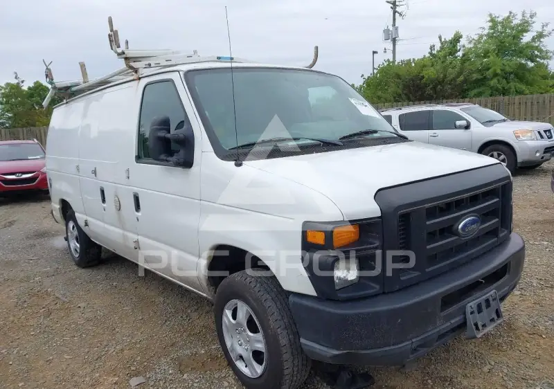 2012 Ford E-150 фото