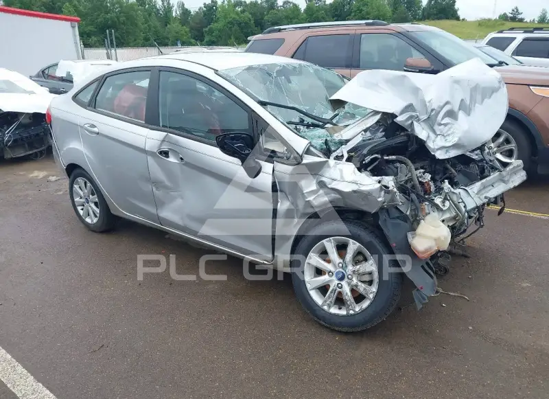 2012 Ford FIESTA фото