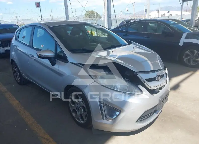 2012 Ford FIESTA фото