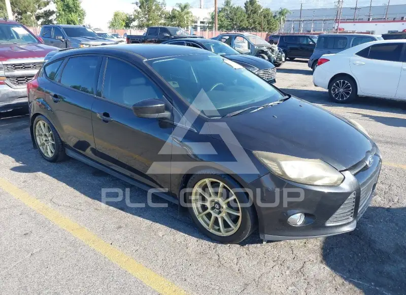 2012 Ford FOCUS photo