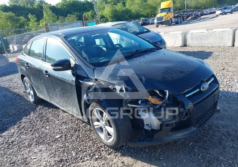 2012 Ford FOCUS photo