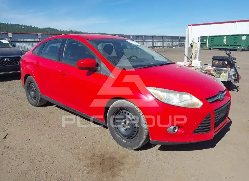 2012 Ford FOCUS photo