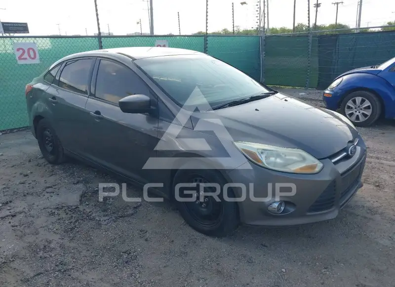 2012 Ford FOCUS photo