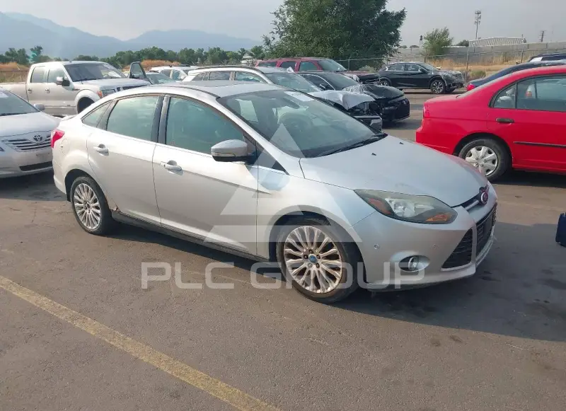 2012 Ford FOCUS photo