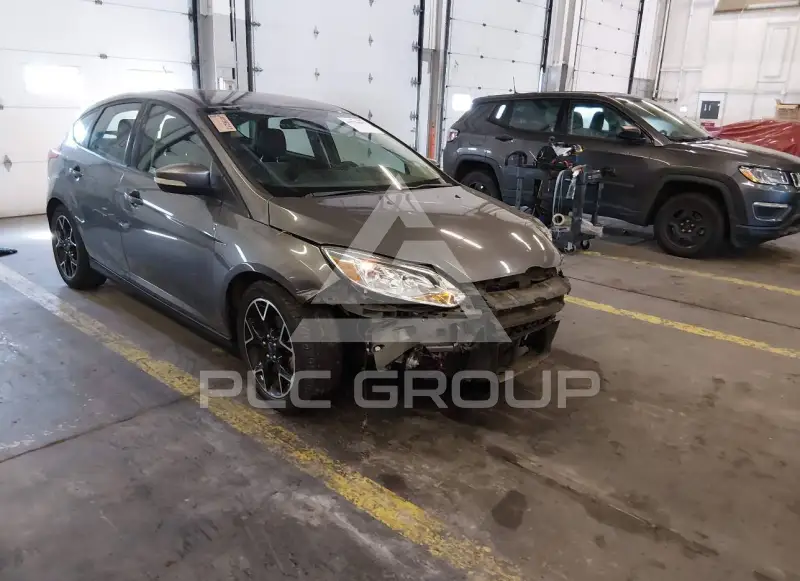 2012 Ford FOCUS photo