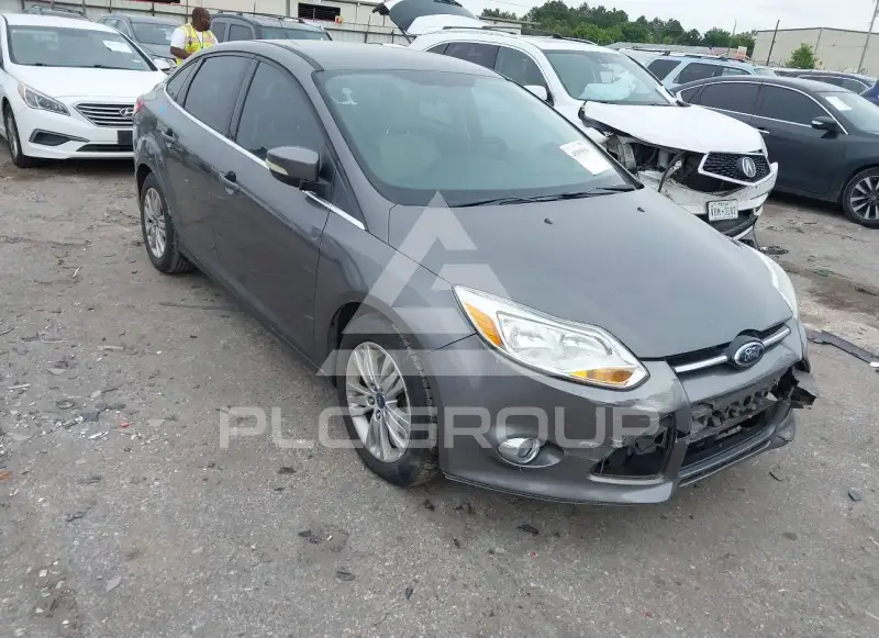 2012 Ford FOCUS photo