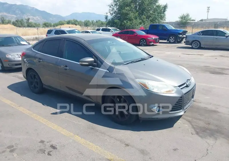 2012 Ford FOCUS photo
