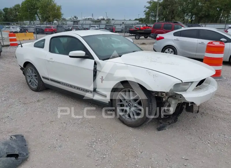 2012 Ford MUSTANG photo