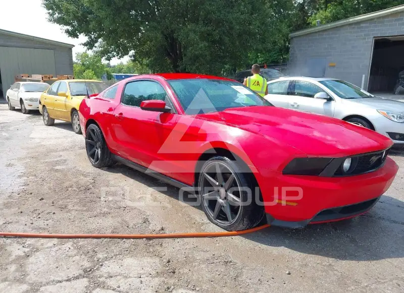 2012 Ford MUSTANG фото