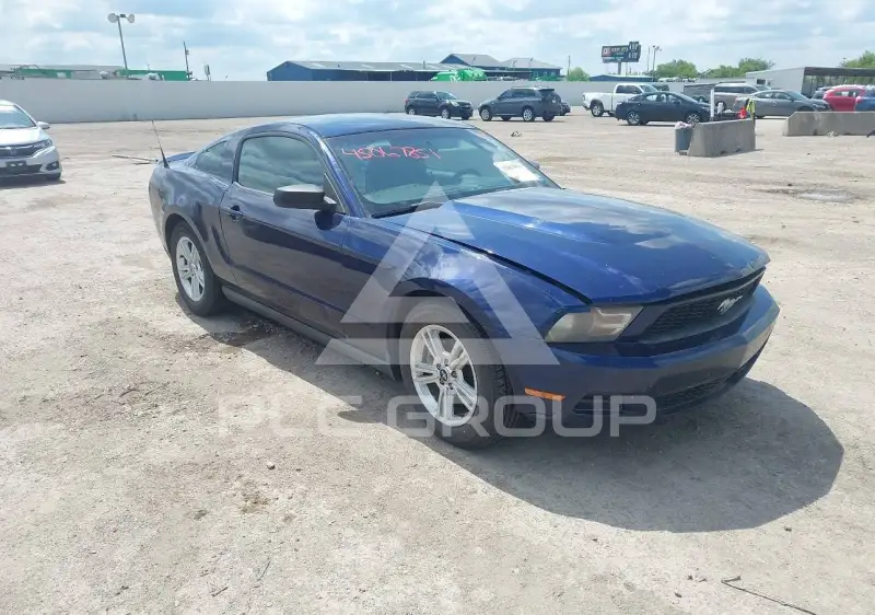 2012 Ford MUSTANG фото