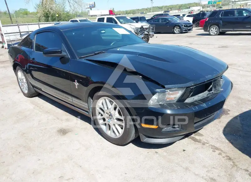 2012 Ford MUSTANG photo