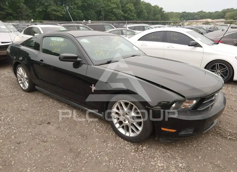 2012 Ford MUSTANG фото