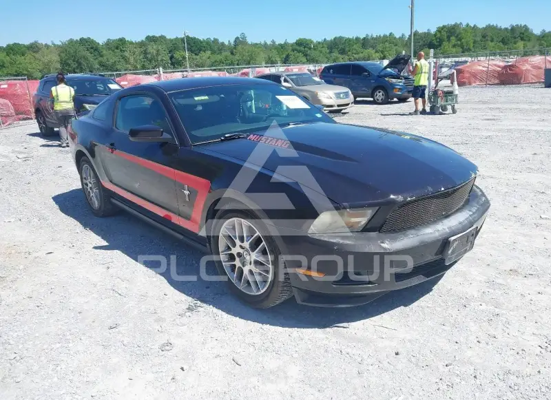 2012 Ford MUSTANG фото