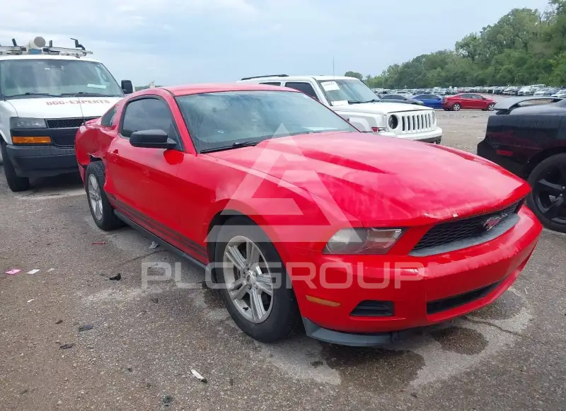 2012 Ford MUSTANG фото
