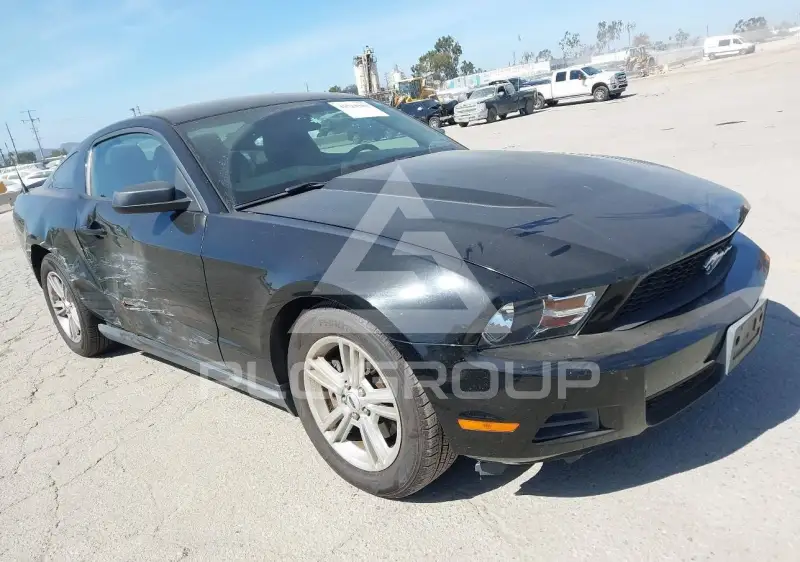 2012 Ford MUSTANG фото