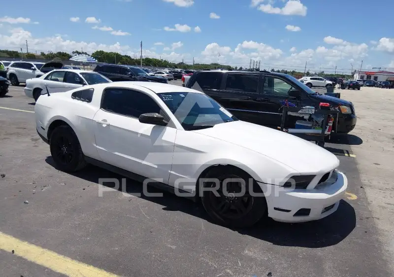 2012 Ford MUSTANG фото