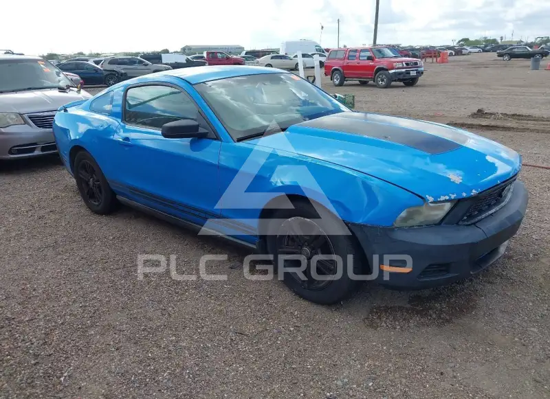 2012 Ford MUSTANG photo