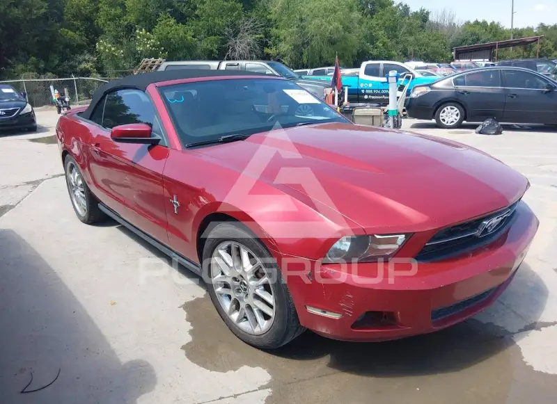 2012 Ford MUSTANG фото