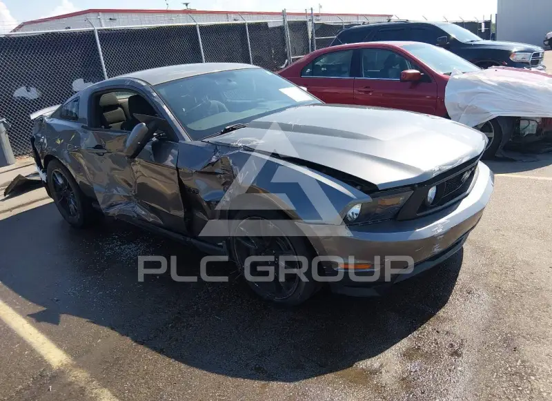 2012 Ford MUSTANG photo