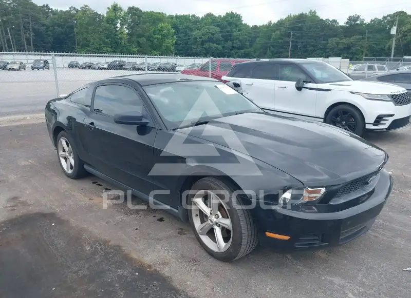 2012 Ford MUSTANG photo