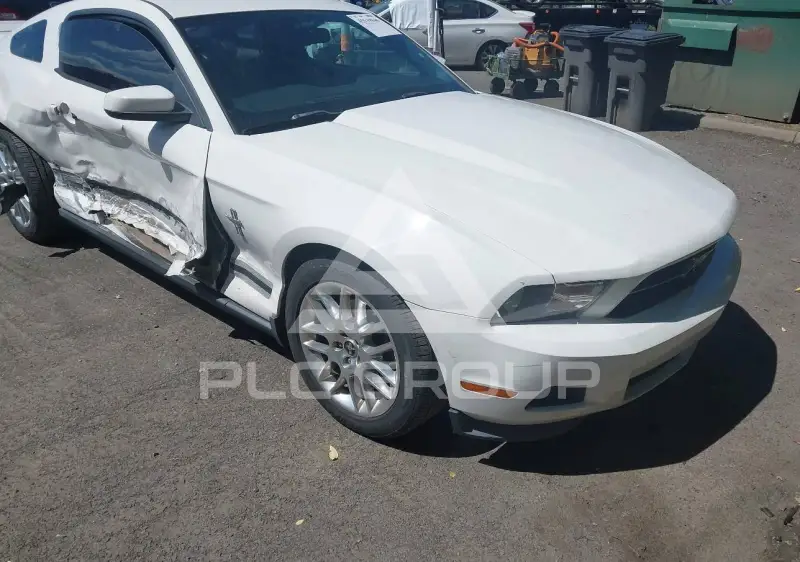 2012 Ford MUSTANG фото