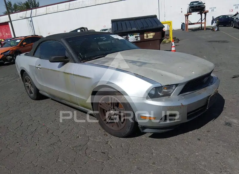 2012 Ford MUSTANG фото