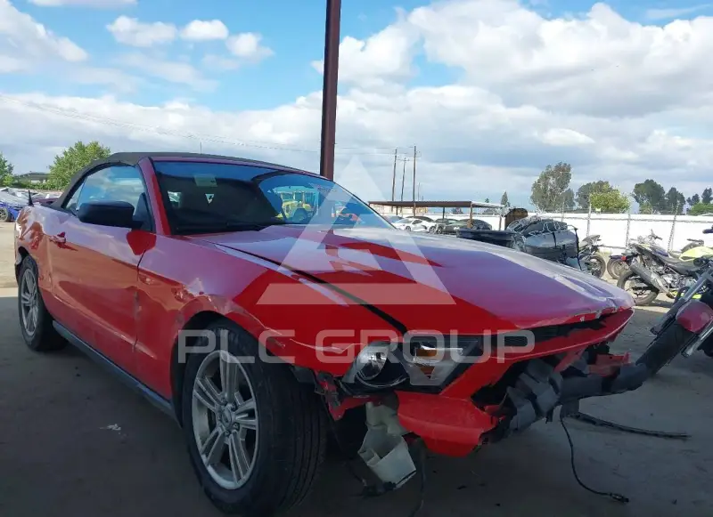2012 Ford MUSTANG фото