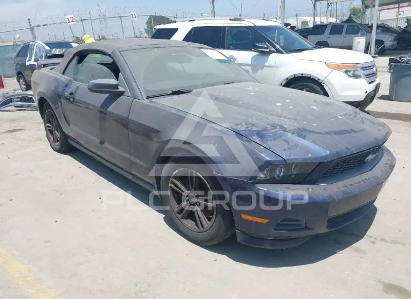 2012 Ford MUSTANG фото