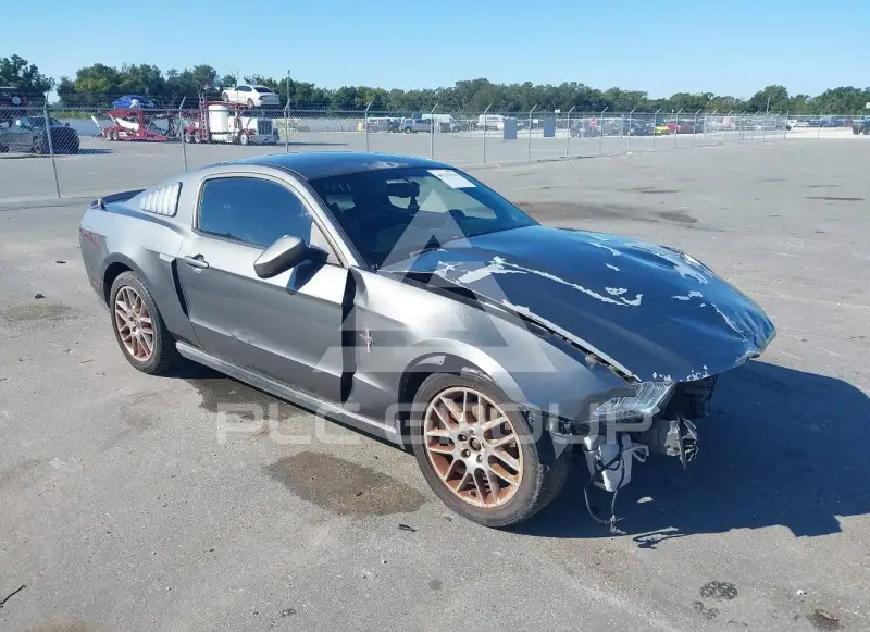 2012 Ford MUSTANG photo