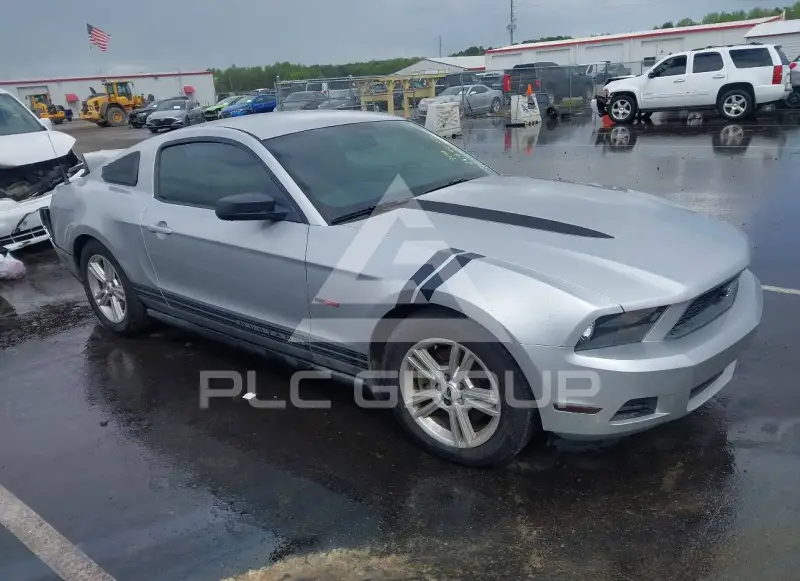 2012 Ford MUSTANG photo