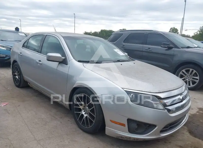 2012 Ford FUSION фото
