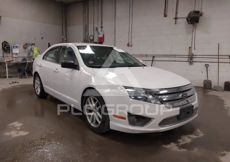 2012 Ford FUSION фото